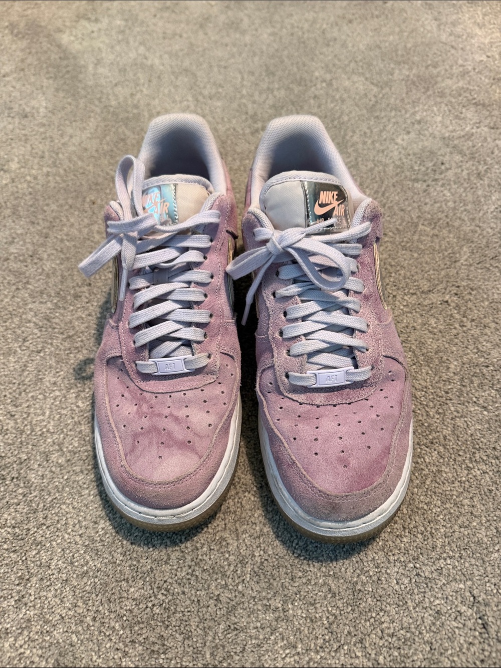Nike Air Force 1 Suede Low-Top Sneakers in Lavender and White 10